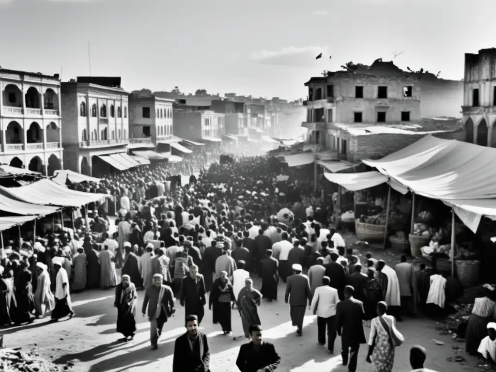 Una impactante fotografía en blanco y negro de un bullicioso mercado en una ciudad devastada por la guerra, muestra la perseverancia de la comunidad ante conflictos olvidados, destacando la repercusión global de ignorar conflictos menores