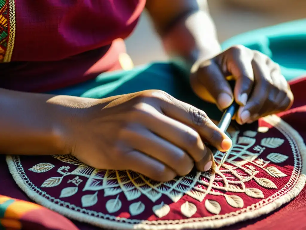 Manos diestras tallando diseños en textil étnico, destacando la artesanía y el reconocimiento internacional